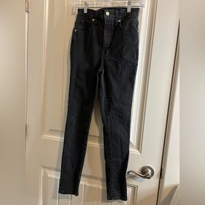 Madewell Black Women’s size  11” High-Rise SKINNY 27 Jeans (Black faded color)